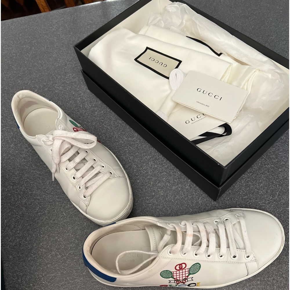 Gucci Shoes Size 38